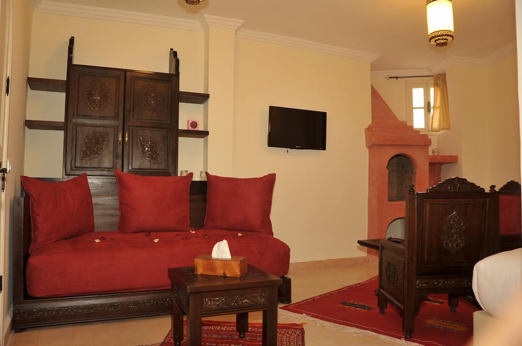 Hotel Riad Ben Atar Esauira Habitación foto